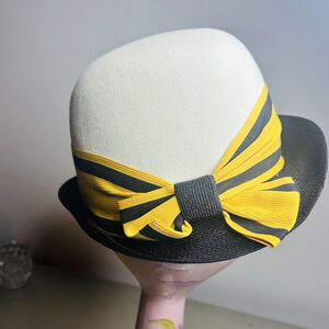 VTG  Adolfo Natural Fine Woven Straw Hat With Wool Top Wrapped In Ribbon 1960